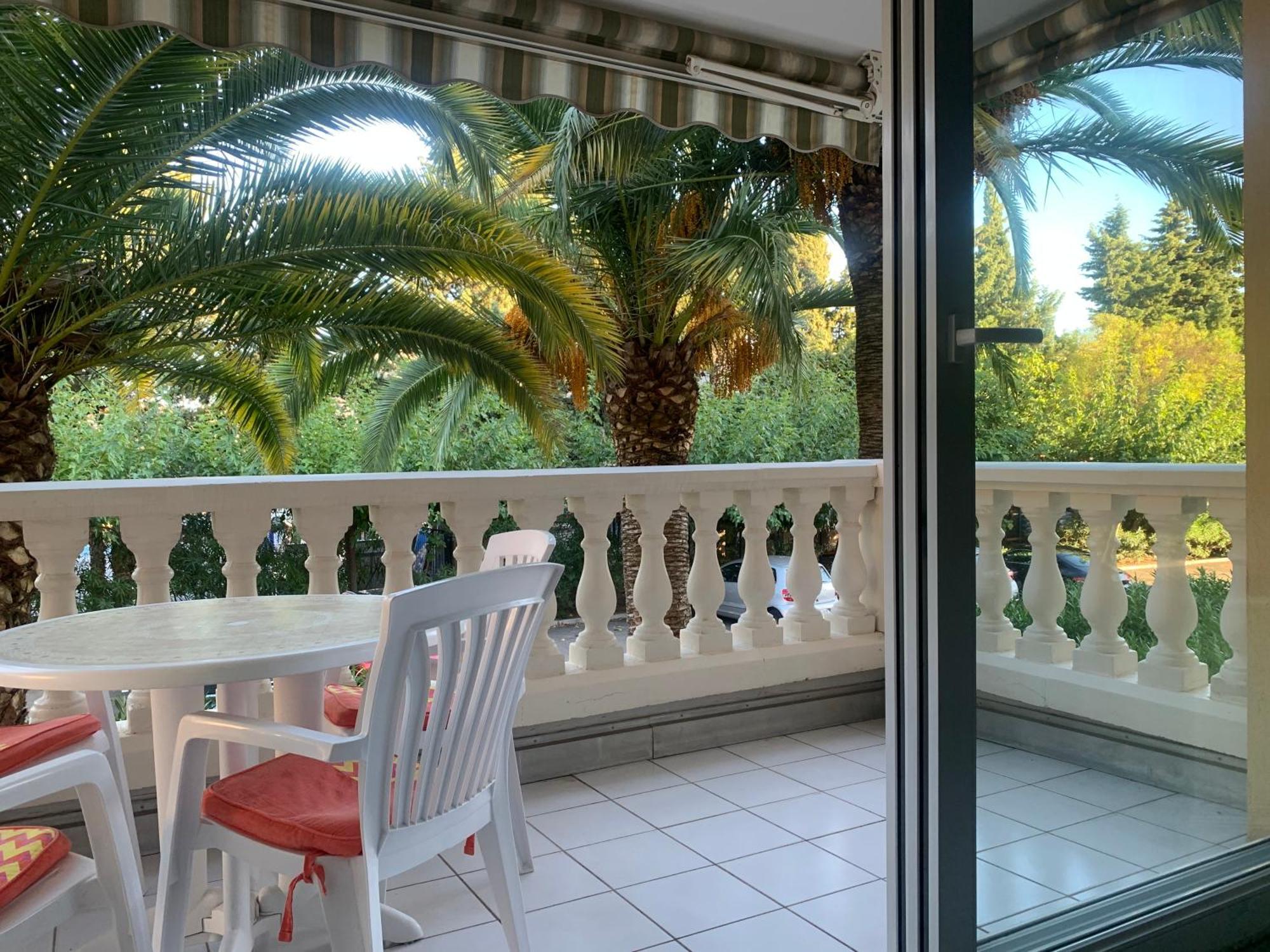 Le Tropical Fréjus Exterior foto